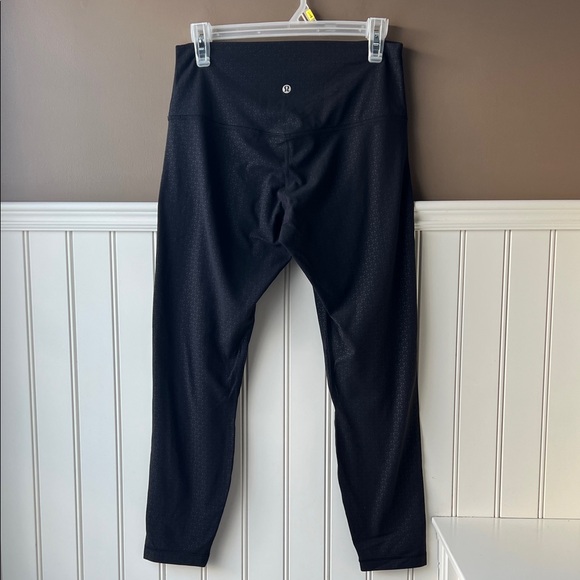 Lululemon Black Align Pant II 25" Lattice Work Emboss 10 - Picture 5 of 13
